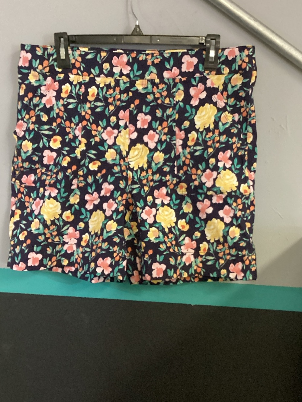 Lot of 3 Counterparts Navy, Yellow, Blue Floral Shorts 5” Inseam